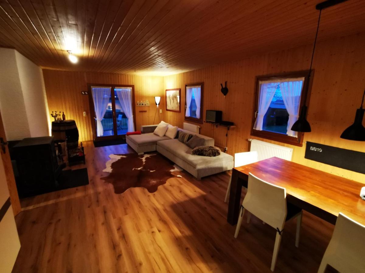 Bb19 Eifel-Ferienhaus Am Moseltal Mit Saunahaus Beuren  Εξωτερικό φωτογραφία